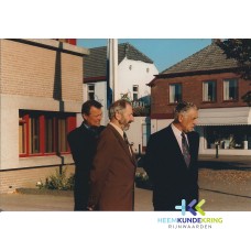 Lobith-Rijnwaarden CVK J.Kamminga op bezoek 25-09-1997 burgemeester W. Burgering F000005